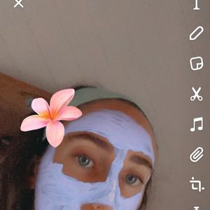 Meet your Posher, Helen